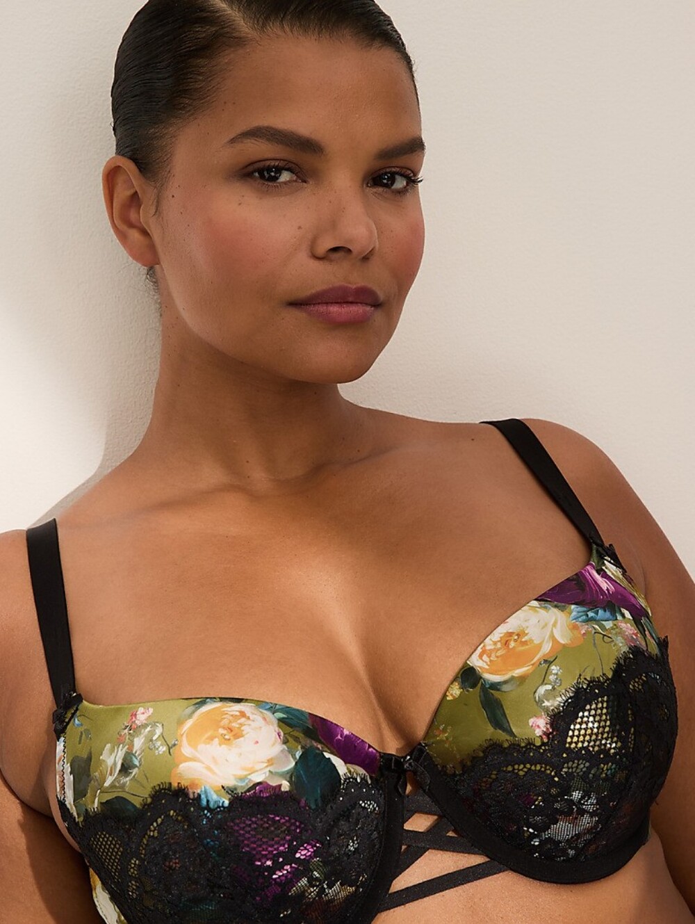 Cacique Black Lace Floral Stretch Satin Boost Balconette Bra Sz 42C New $69 - Picture 2 of 9